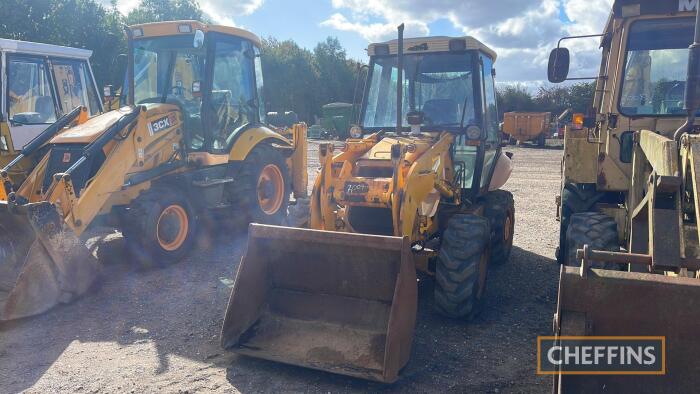 JCB 2CX Digger Loader Ser. No. SLPAIRAAXE0763158