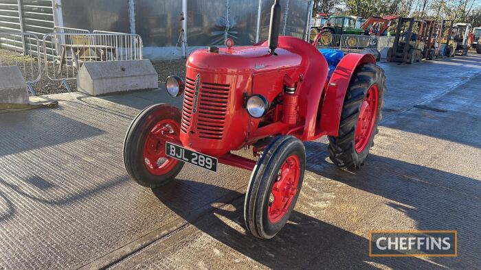 1947 David Brown Cropmaster 4cyl. Petrol/TVO Tractor c/w registration documents in office Reg. No. BJL 289 Ser. No. P11299