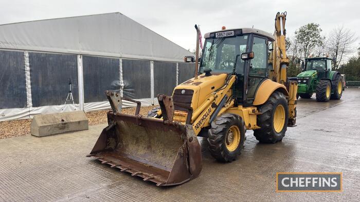 New Holland NH95 Digger c/w 4 in 1 bucket