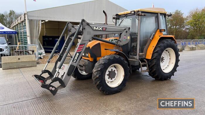 2015 Renault Ceres 330X Tractor c/w Chilton MX U308 loader Reg. No. V223 LVH