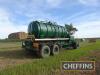 Tandem axle bulk liquid fertiliser tanker, fitted with 5th wheel Serial No. 048282/72 - 8