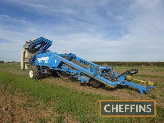 2013 Standen T2 2-row trailed potato harvester, fitted with full-width share, 35mm 1st web, 40mm 2nd web, double Omega separator, 6-person picking-off table and soft drop elevator web, camera monitoring system Serial No. T2.153