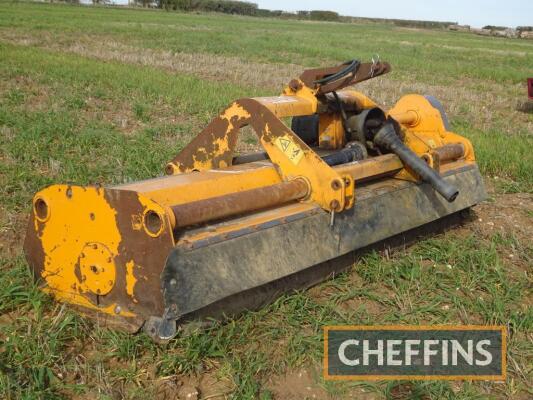 2006 Ferri mounted flail topper, fitted with hydraulic offset Serial No. 82068