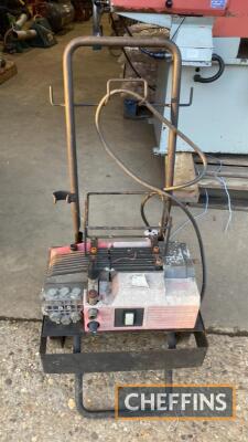 Household Pressure Washer 240 UNRESERVED LOT