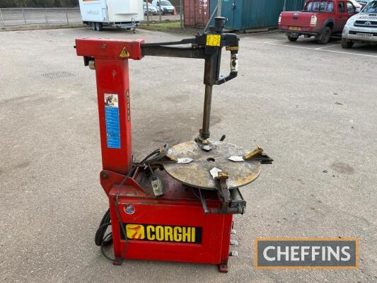 Corghi Tyre Changer