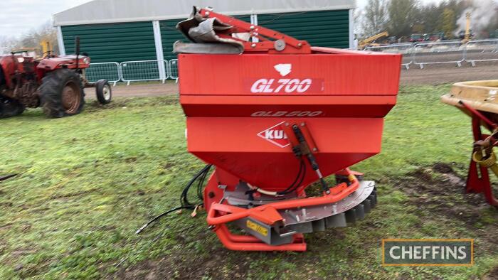 2001 Kuhn MDS 1131 Fertiliser Sower c/w extension top & hopper cover