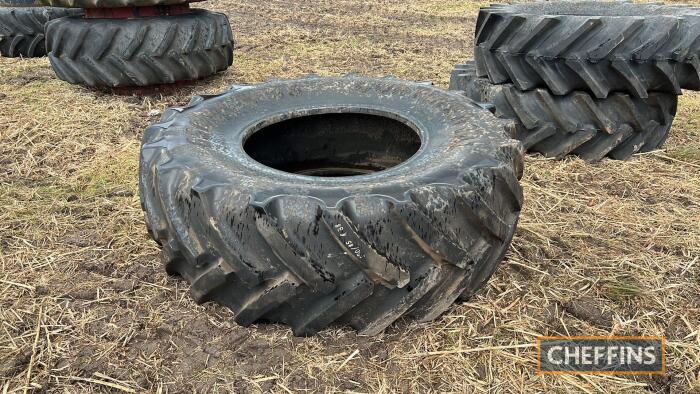 Single 650/85R38 Continental SVT tyre