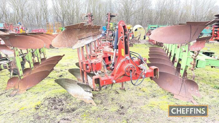 2004 Gregoire Besson RWY47 5furrow Plough c/w manual vari-width, TA8 bodies UNRESERVED LOT