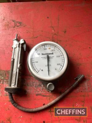 Oil Tank Gauge and Air Gun UNRESERVED LOT