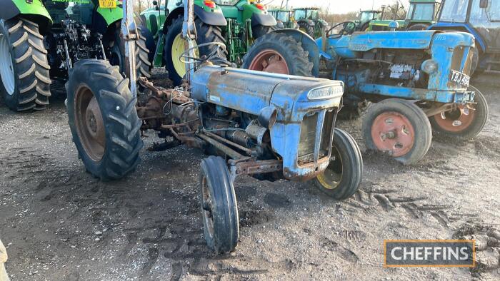 Fordson Dexter Tractor for spares