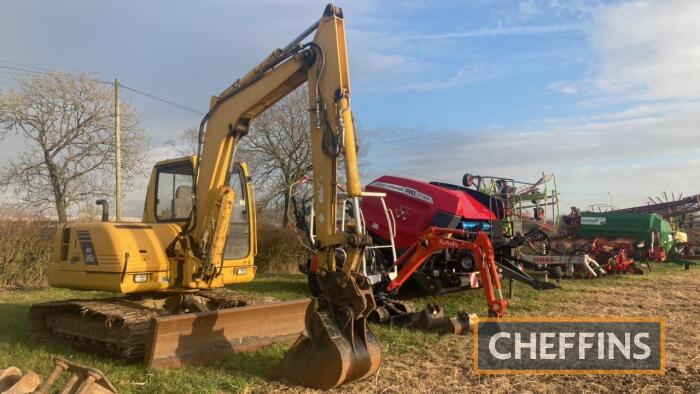 2005 KOMATSU PC95R 360° METAL TRACKED EXCAVATOR Fitted with quick hitch, front dozer blade and offered with 1no. bucket Serial No. 21D5220334 Hours: 7,620