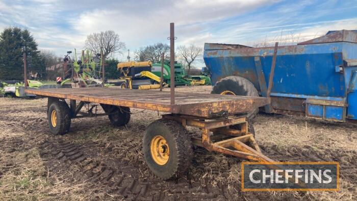 4wheel turntable trailer with 6m bed