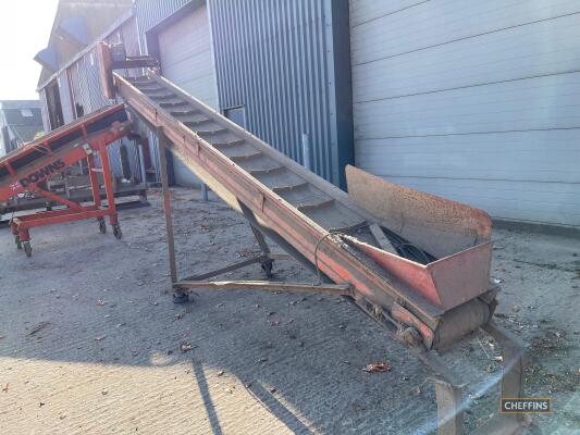 Downs soil elevator 16ft long 16' wide, flighted belt, electric motor missing, Serial no 6068/05S. Location Near Newmarket