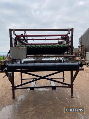 Scott Evolution clod separator, free-standing unit, 6ft wide 6 roller unit with scroll rollers and clod extraction rollers, comes with very new hydraulic power pack unit. Location near Taunton.