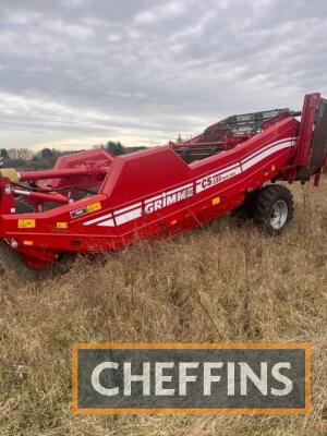 Grimme CS150 multi web soil separator, tractor link arm mounting, multiblade share, 40mm webs throughout, hydraulic top scrubber web with reverse, 20mm cross conveyor, steering axle, auto levelling. Serial No 96002026, Year 2021. Location near Fakenham, N