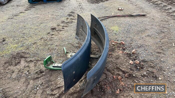 Pr. of Tractor Front Mudguards UNRESERVED LOT