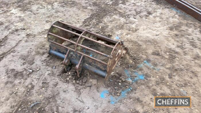 Kubota KX61 Riddel Bucket 35mm pins, 130mm centre, 110mm dipper