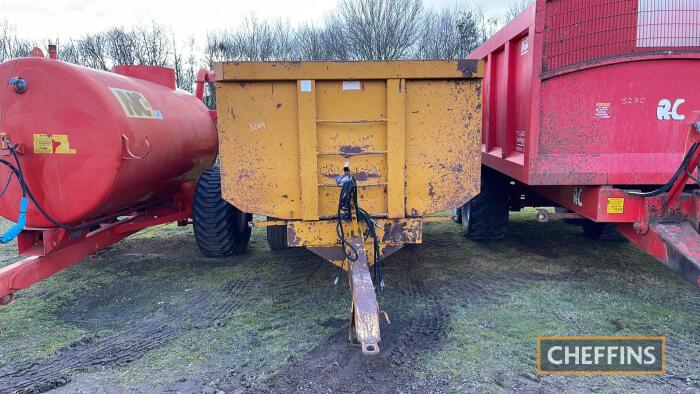 Richard Western 10ton Grain Trailer 
<br/>c/w hydraulic door