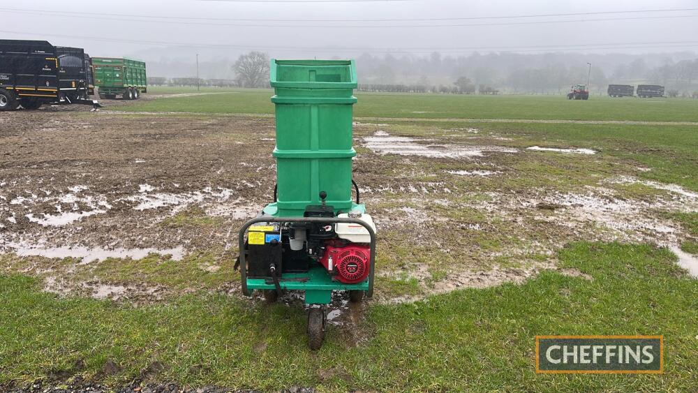 236 Preston Collective Machinery Sale Auction sale of agricultural