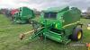 2010 John Deere 644 fixed chamber round baler Bale count: 8000 - 5