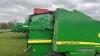 2010 John Deere 644 fixed chamber round baler Bale count: 8000 - 14