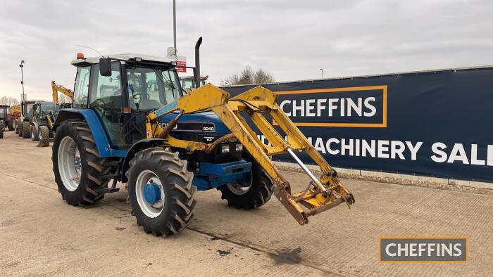 Ford 8240 4wd Tractor c/w Grays loader Ser. No. BD52339