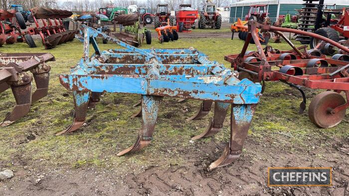 Bomford 13 Tine Chisel Plough