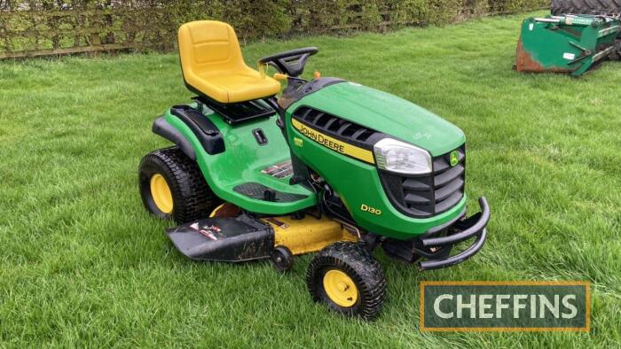 John Deere D130 22hp mower deck