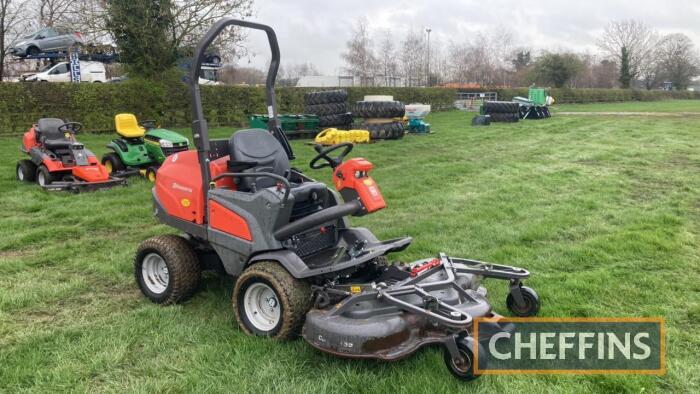 Husqvarna P525D mower deck