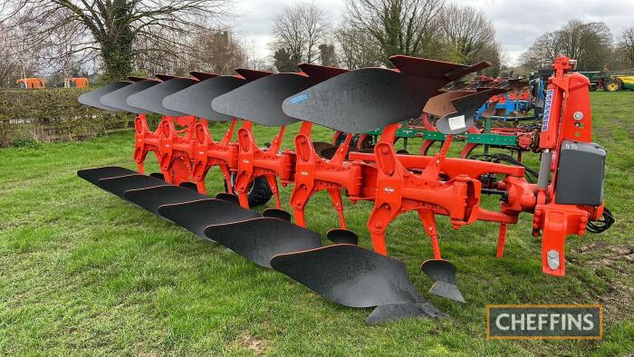 2020 Kuhn VML Vari-Master 6furrow reversible plough with LPO bodies, 2XL skimmers, rear disc and combi wheel