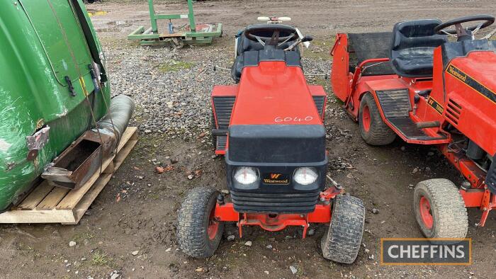 Westwood T1200 Ride on Mower c/w team rear mounted sprayer