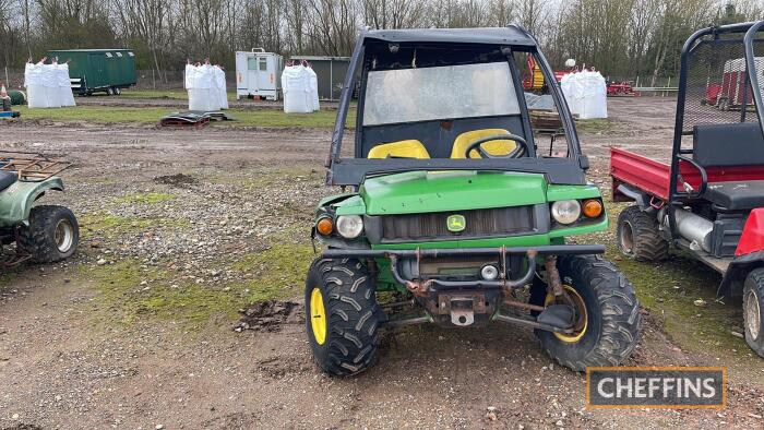 John Deere Gator