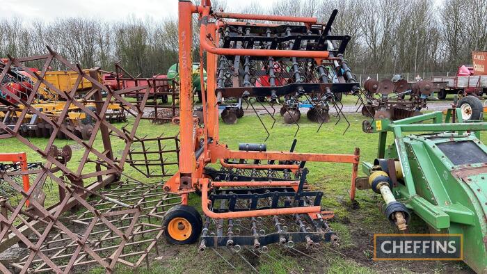 Parmiter Hydraulic Folding Grass Harrows