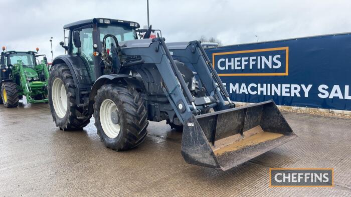 2013 Valtra 203 Tractor Hours: approx 4130 Reg. No. CN13 BWY Ser. No. YK5T203DODS163026