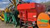 Kuhn Axis 40.1 Spreader - 11