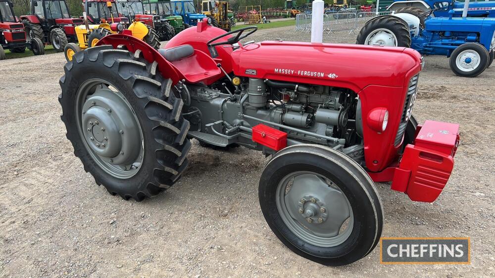 1963 MASSEY FERGUSON 42 3cylinder diesel TRACTOR Reg. No. DSA 567A ...