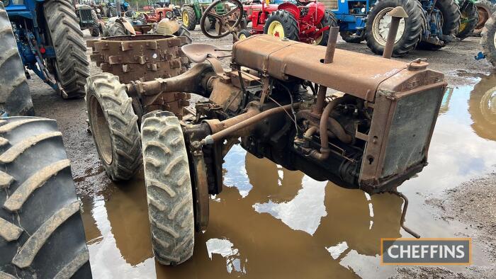 1930 MASSEY HARRIS GP 4cylinder petrol TRACTOR Fitted with steel wheels