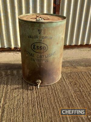 Esso Royal Daylight valor paraffin drum