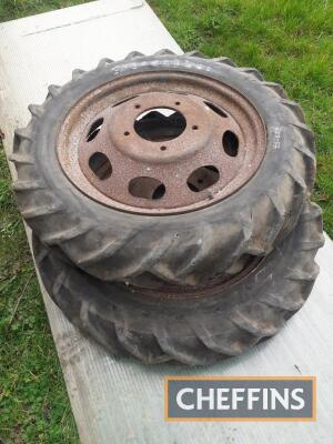 Tractor wheels and tyres, 6.25 x 22