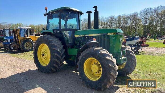 JOHN DEERE 4050 TRACTOR Reg. No. E520 KNO