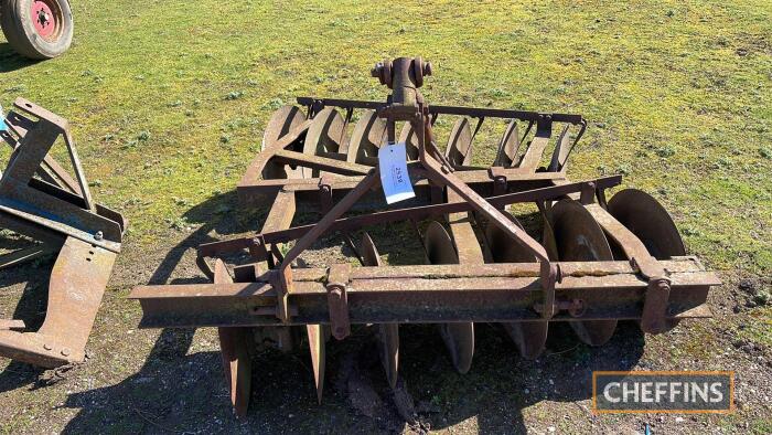 Ransomes disc harrow, to suit Fordson Dexta