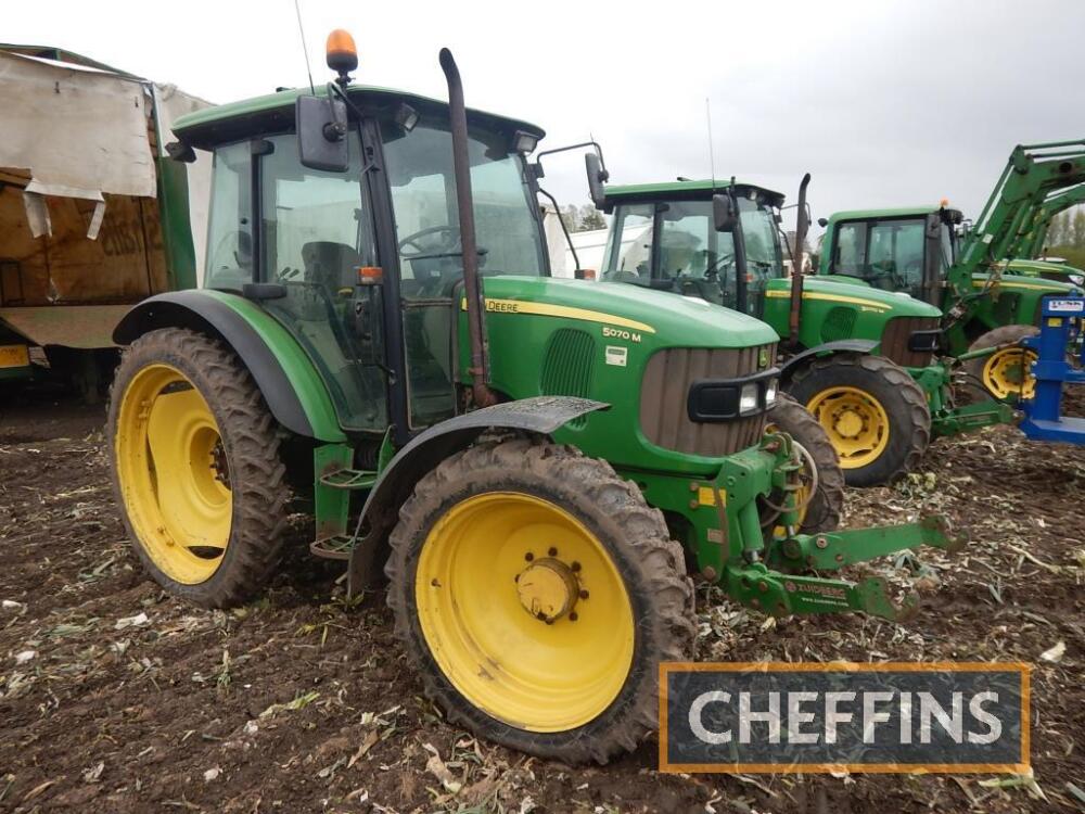 2011 JOHN DEERE 5070M 4wd TRACTOR Fitted with front linkage, John Deere ...