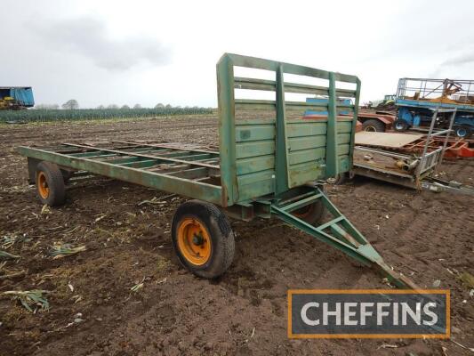 4 wheel turntable trailer, no floor