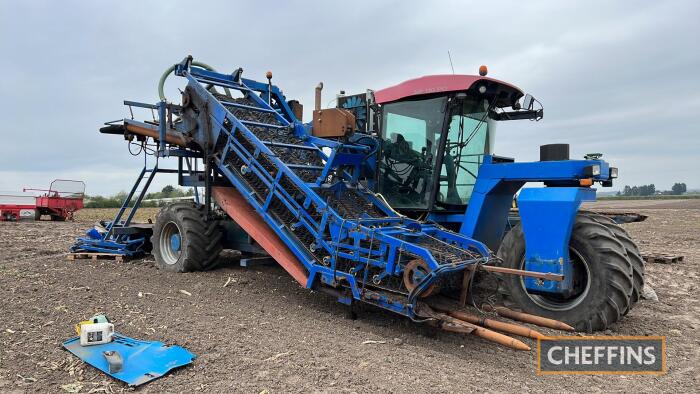 2012 ASA-LIFT SP110 PO 3 wheel drive SELF-PROPELLED HARVESTER Previously used to harvest leeks but now set for 50cm centres and converted to harvest 2 row red/white cabbage and automatic box filling mechanism Reg. No. PL12 BLZ Ser. No. 27557 Hours: 3,