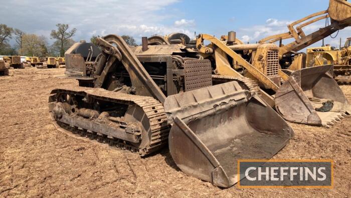 1950-55 CATERPILLAR HT4 Trackson 4cylinder diesel TRACKED LOADING SHOVEL Fitted with bucket Serial No. 7U26487SP