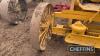 CATERPILLAR trailed grader - 22