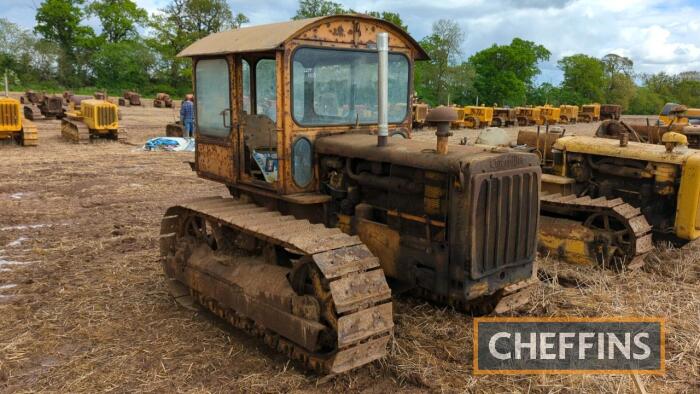 CATERPILLAR D2 diesel CRAWLER TRACTOR Fitted with Leverton Cab