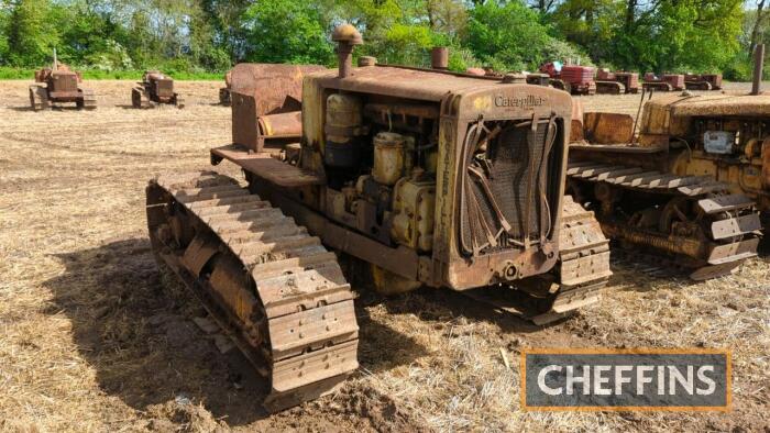 CATERPILLAR D6 3cylinder CRAWLER TRACTOR Fitted wide gauge tracks