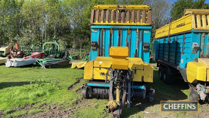 Mengele Agro Bull 3000 Silage Wagon