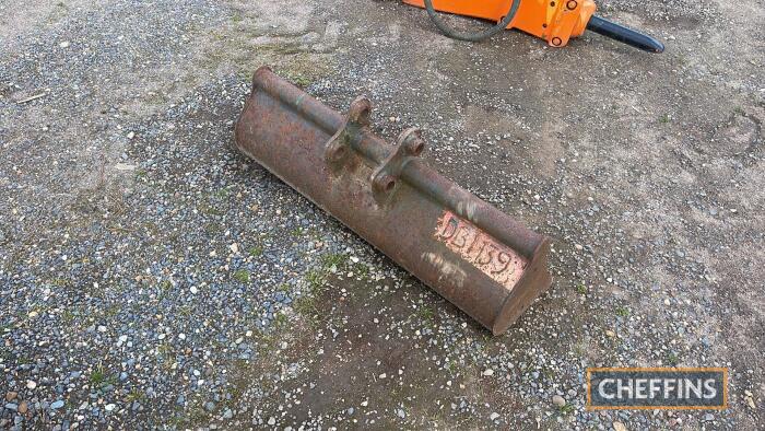 Digger Bucket UNRESERVED LOT